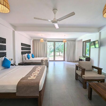 Pinthaliya Resort Sigiriya Bagian luar foto