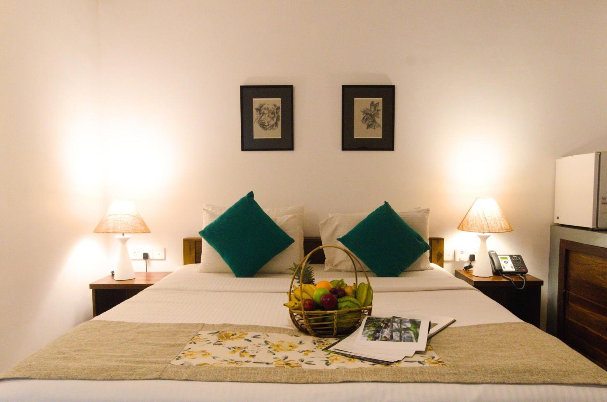 Pinthaliya Resort Sigiriya Bagian luar foto