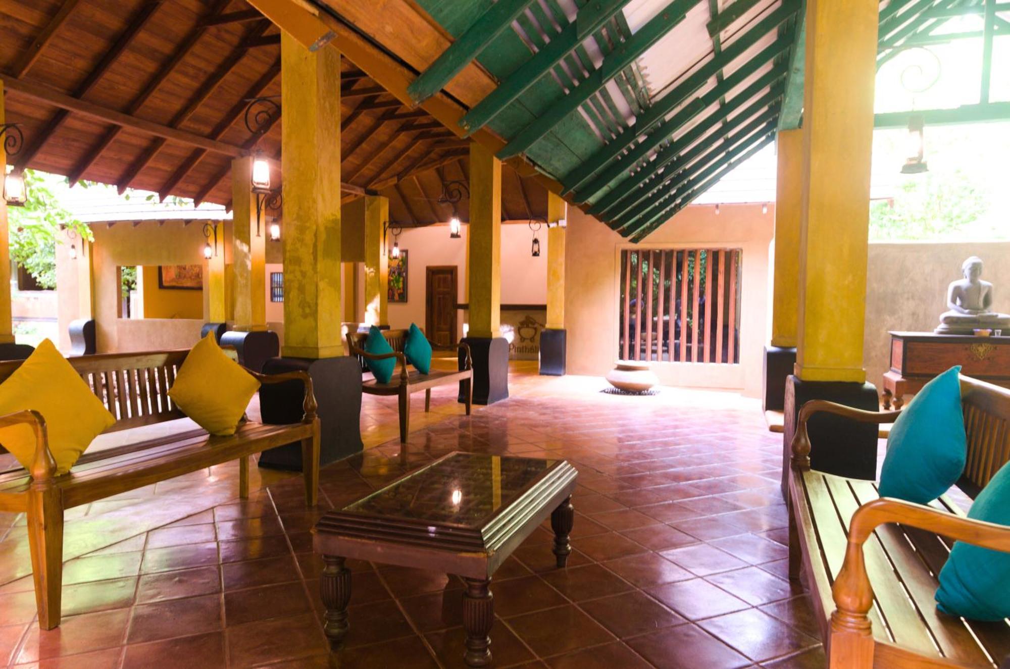 Pinthaliya Resort Sigiriya Bagian luar foto